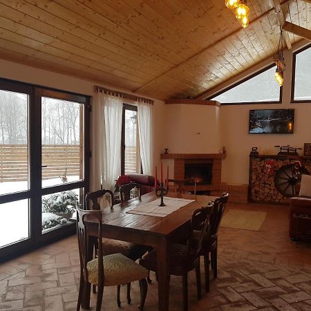 Bed and Breakfast Sura Lu' Vasile. Crivina  Esterno foto