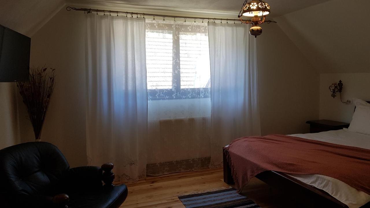 Bed and Breakfast Sura Lu' Vasile. Crivina  Esterno foto